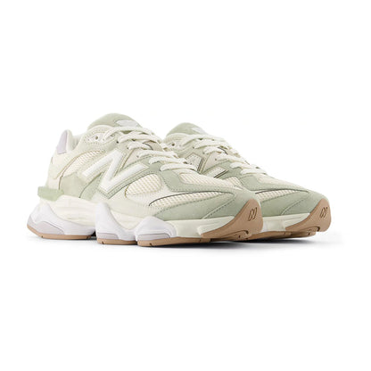 9060 "Pearl Grey"